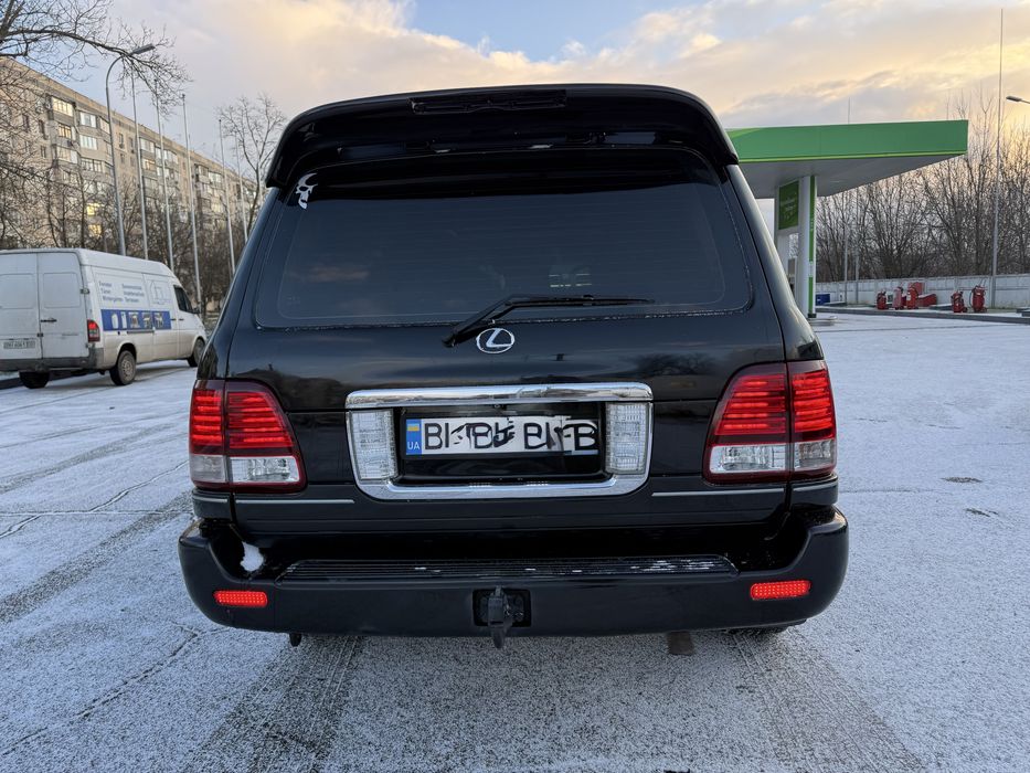 Lexus LX 470 Рест газ/бензин