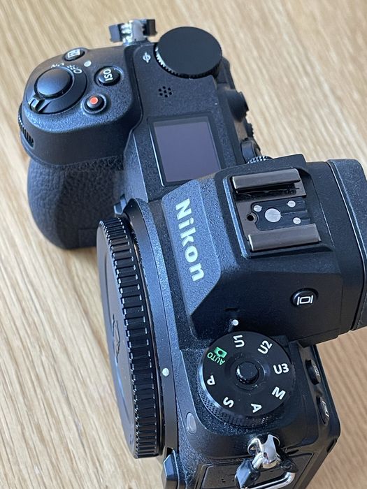Nikon Z7II przebieg 8 tysiecy, folie na ekranach, dwie baterie