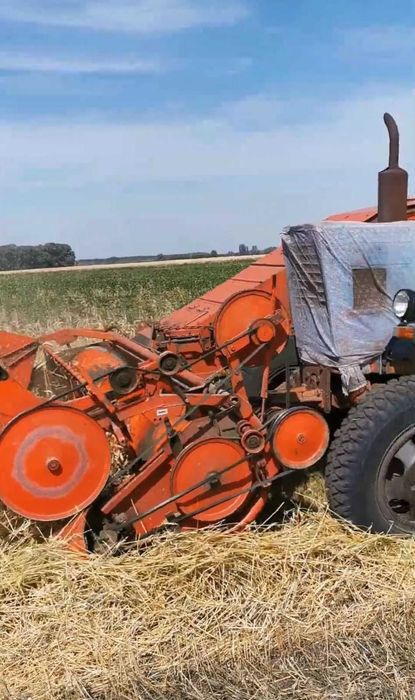 Зернозбиральний комбайн причіпний