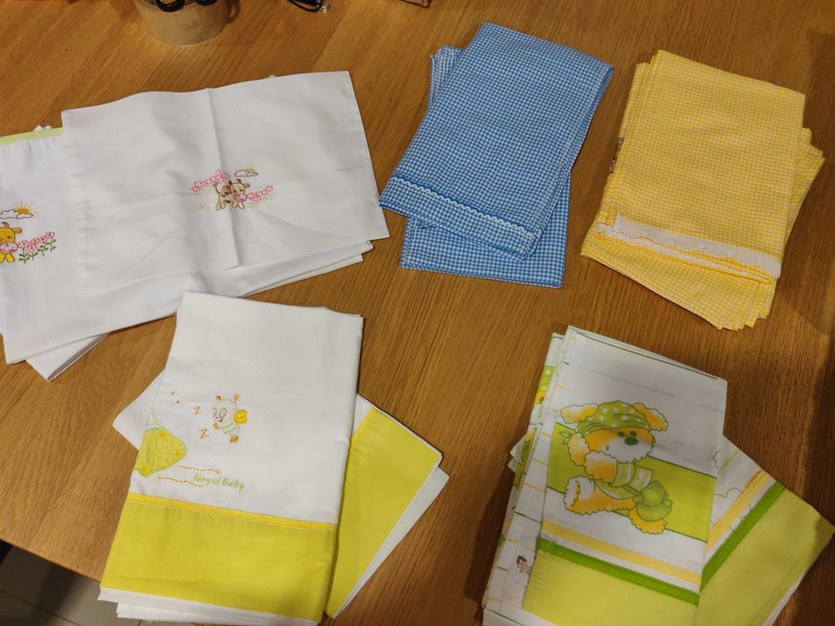 Conjunto de lençóis e mantas para alcofa