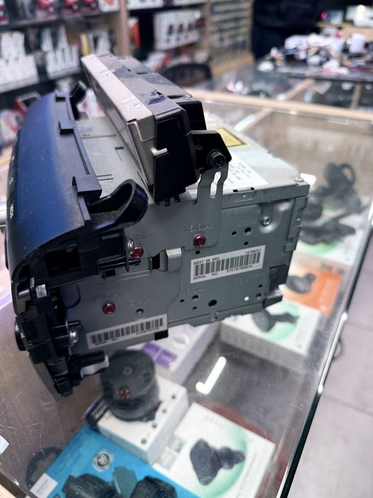 Штатна Магнітола Mazda 3 BK без верхнього екрану .