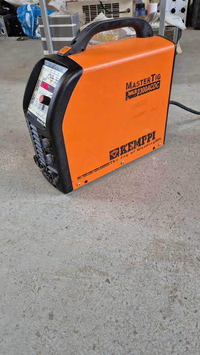 Зварювальний аргон Kemppi Master 2300ac/dc