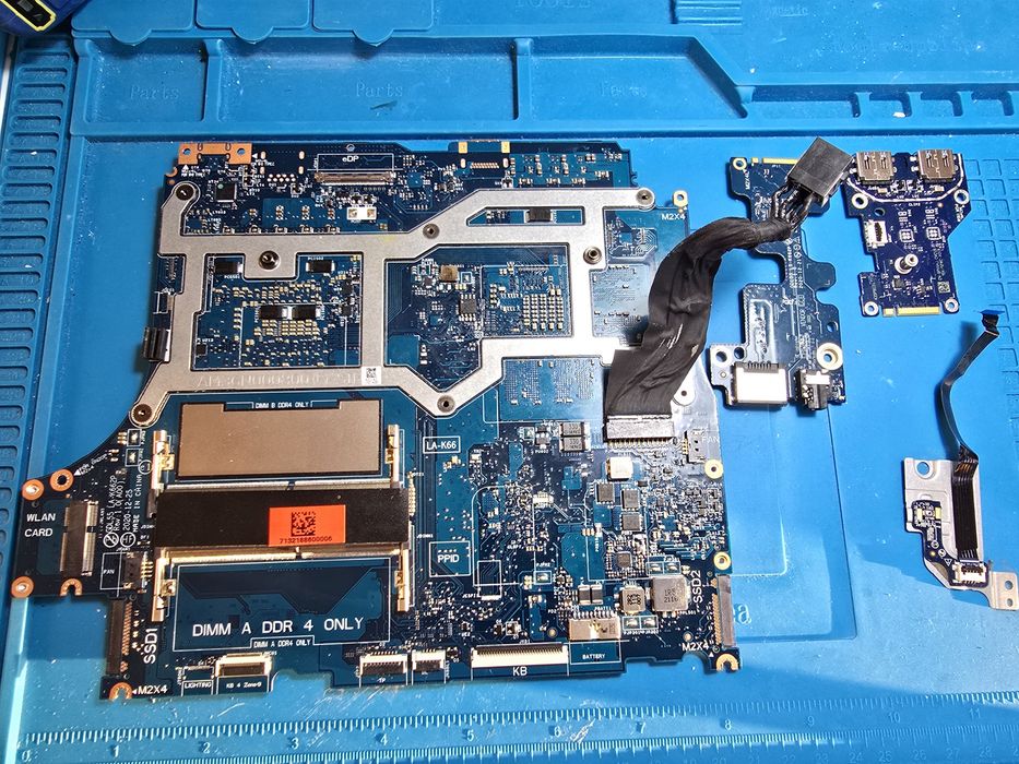 Laptop gamingowy Dell G15 5510 uszkodzony!
