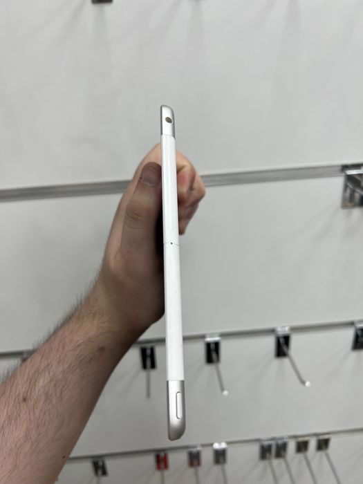 iPad 6 128GB Silver