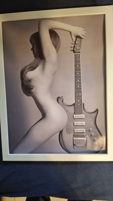 Dziewczyna z gitarą
