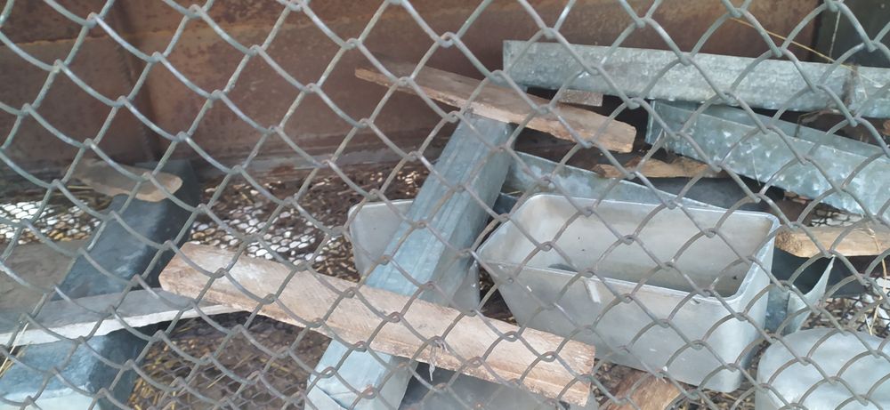 Продам металлические клетки для разведения кроликов или нутрий.