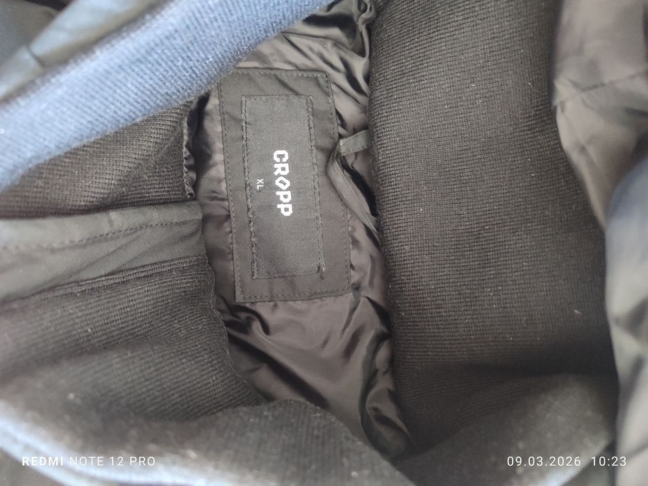 Практично нові куртки Cropp С-М, та XL