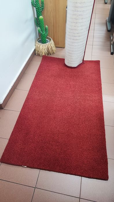 Conjunto lindíssimo composto por dois tapetes