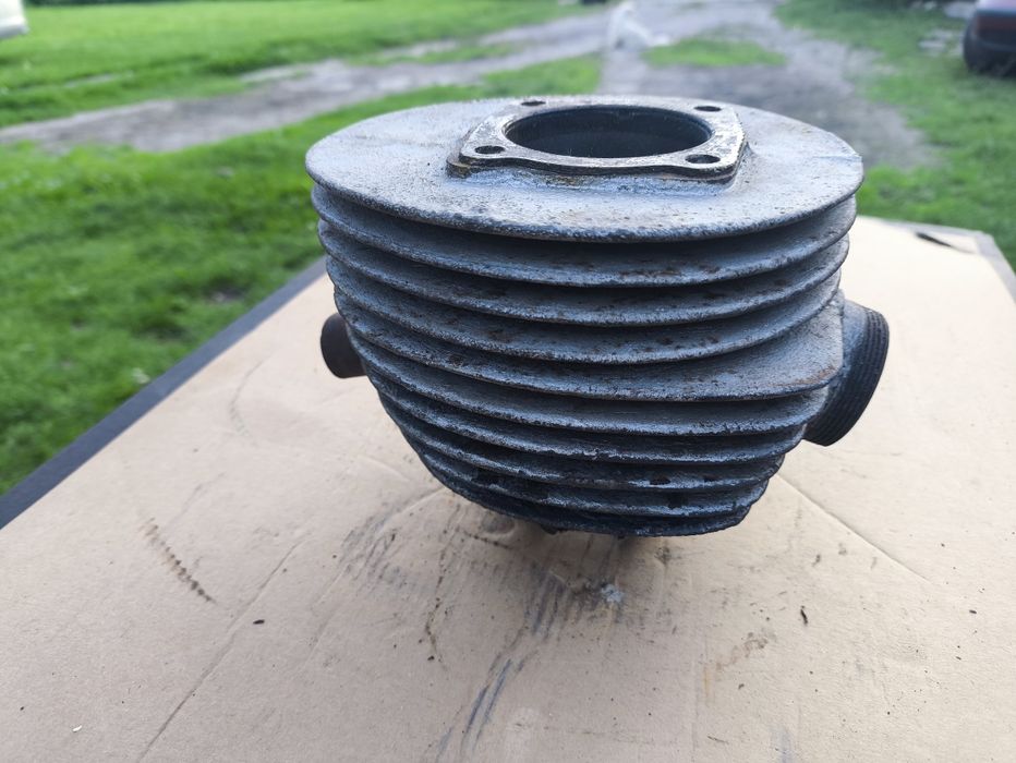 Cylinder wsk wfm okrągły 125