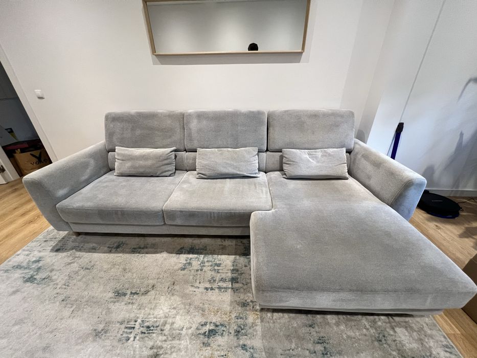 Sofá cinza Slatorp Ikea 3 lugares com chaise longue