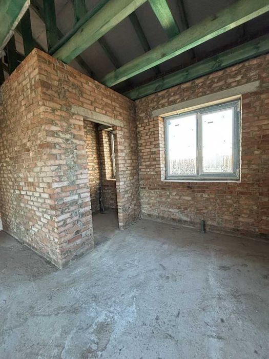 ₴ Американка в передмісті Рівного