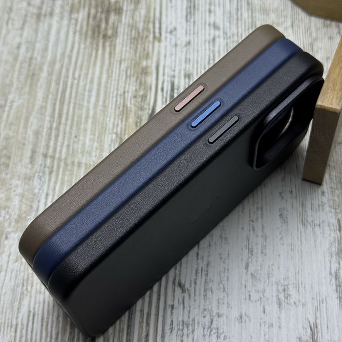 Чехол кожа Leather Case MagSafe на iPhone 15 Pro/ 15 Pro Max/ 16 Pro. Чохол