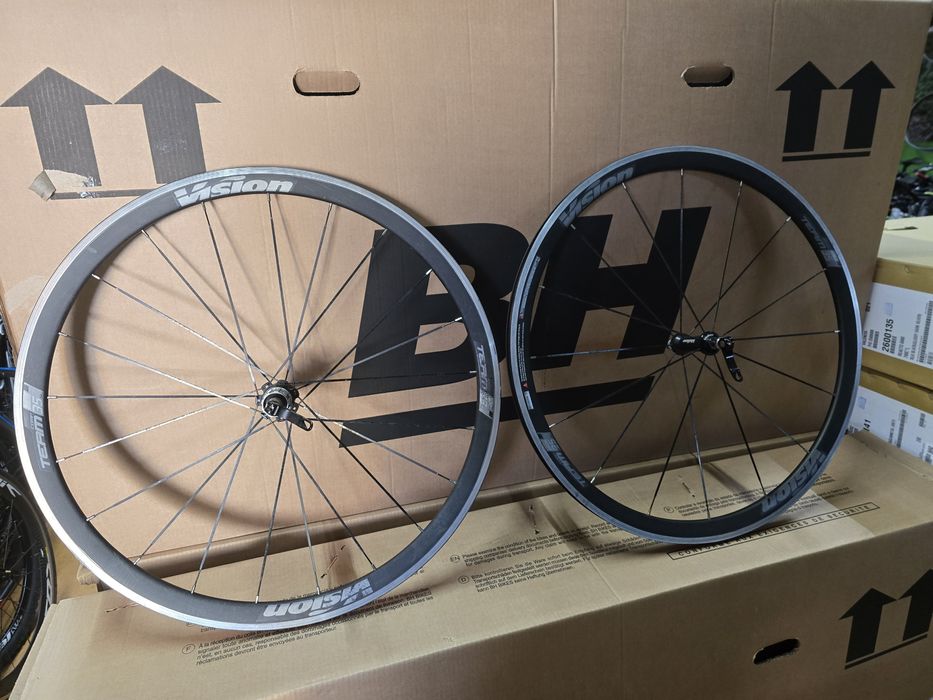 Par de rodas vision t 35 de estrada calco