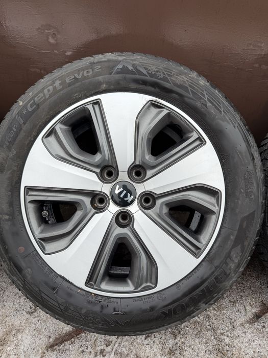 Felgi aluminiowe 5x114,3 16x6,5j et45 Kia Hyundai