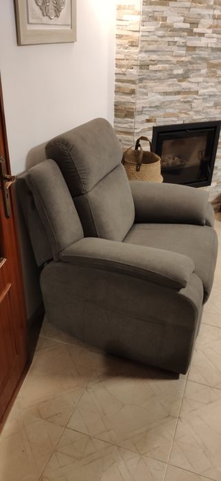 Sofá poltrona 1 lugar cinzento