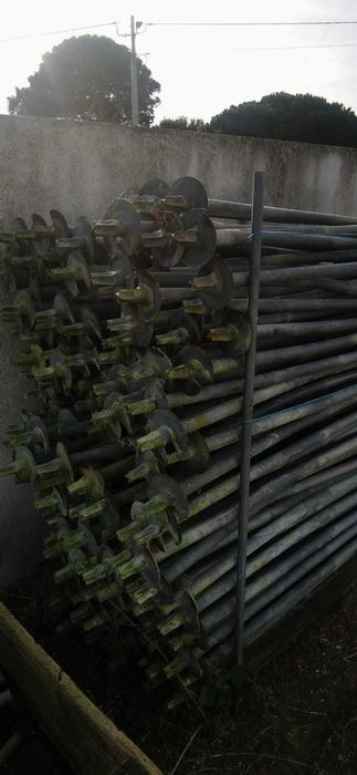Postes metálicos galvanizados