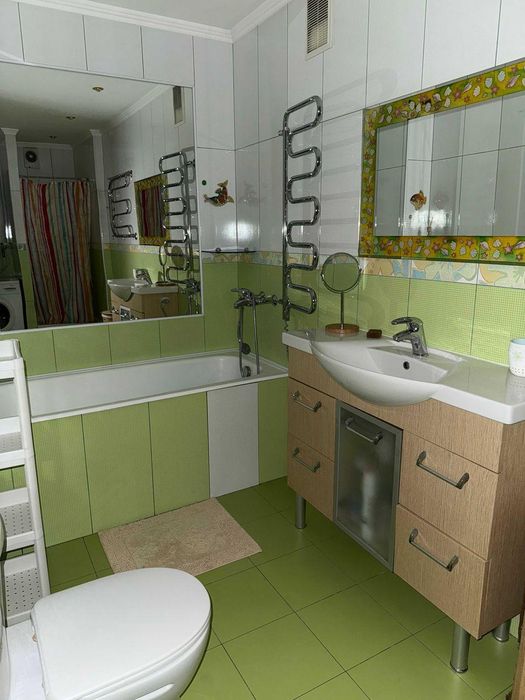 Продам 2кім.квартиру вул.Грушевського,парк Перемоги,м.Бровари DM