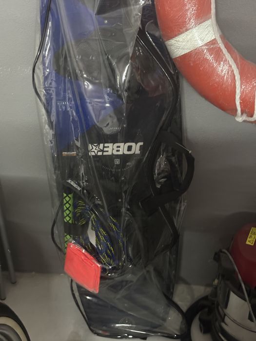 Prancha Wakeboard Jobe Nova Nunca usada
