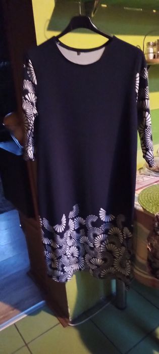 Sukienki damskie większy rozmiar.