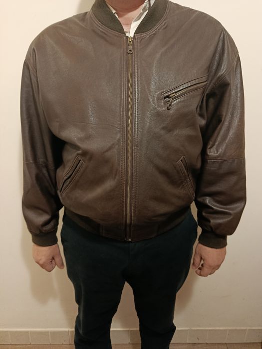 Вінтажна шкіряна куртка бомбер