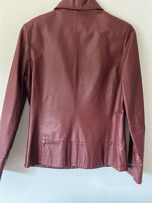Casaco pele cor Bordeaux