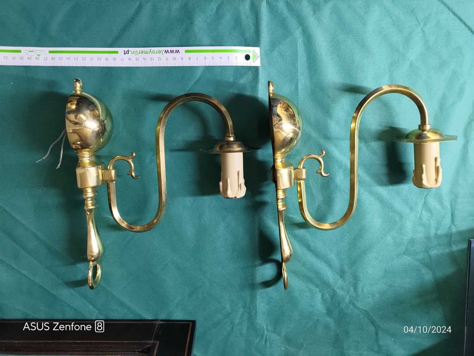 Candeeiros de parede vintage em latão, muito bom estado