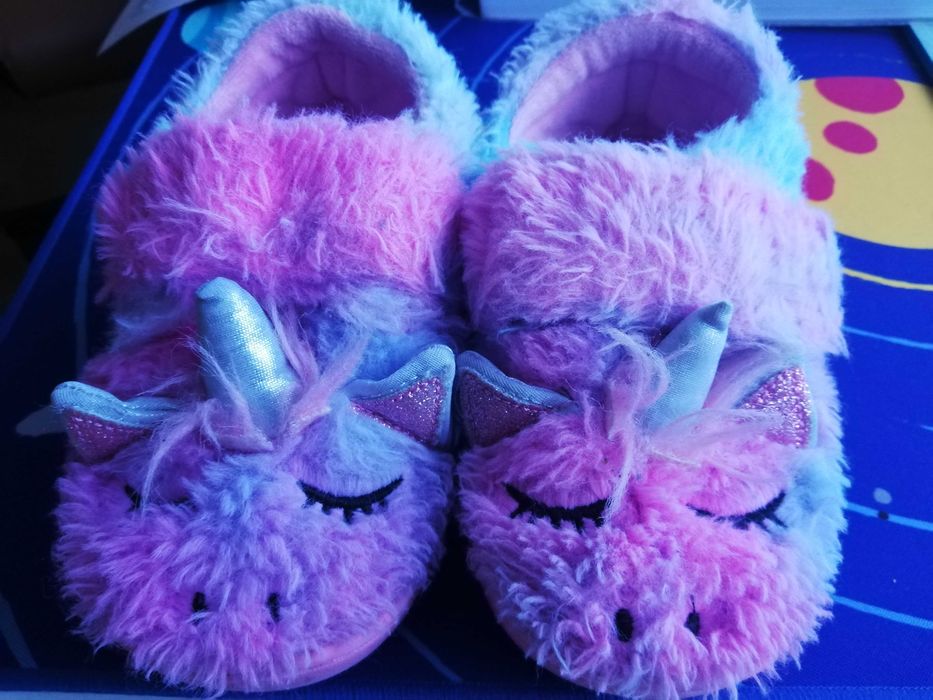 Pantufas unicórnio 25/26