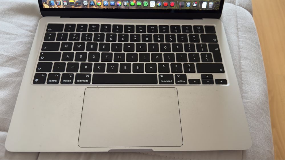 MacBook Air M2 | 512GB SSD | Estado Irretocável