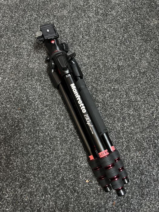 Штатив Manfrotto 190go + Manfrotto MH496-BH Compact Ball Head