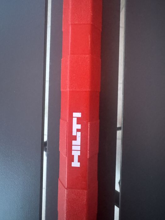 Broca HILTI TE-CX usada para betão e pedra
