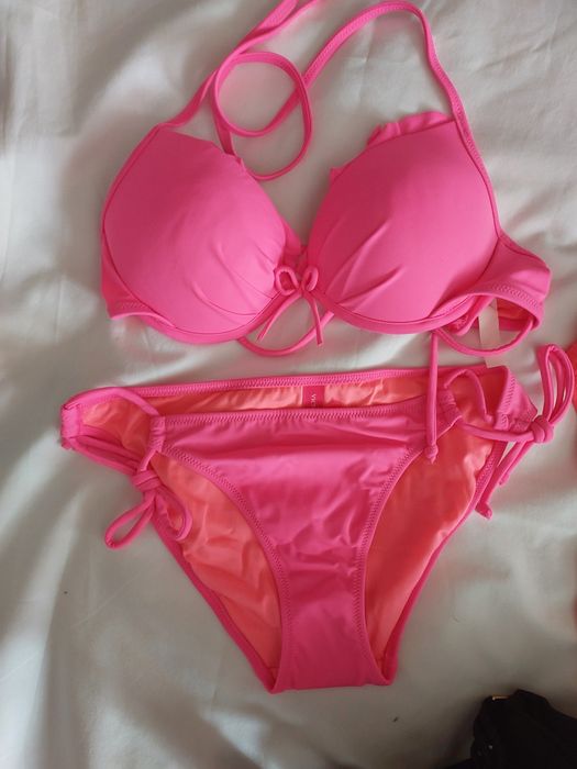 Новий купальник Victoria's Secret 32A 32B 32C S XS
