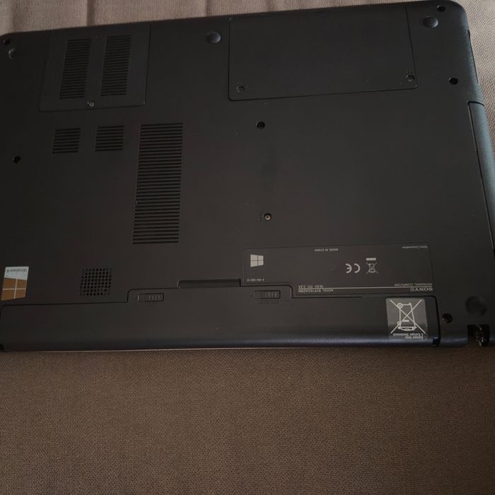 Sony vaio SVF152A29M