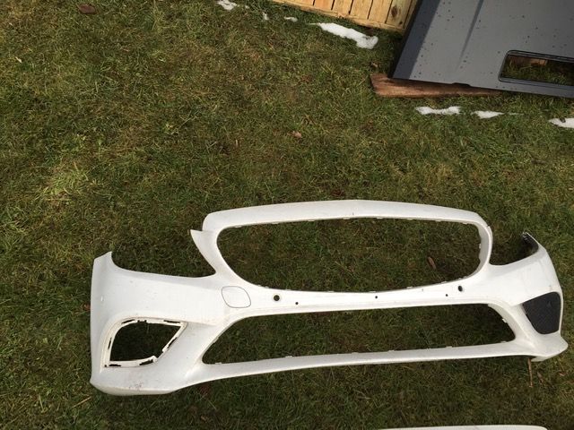 Mercedes c Klasa w205 Lift- Zderzak Przód