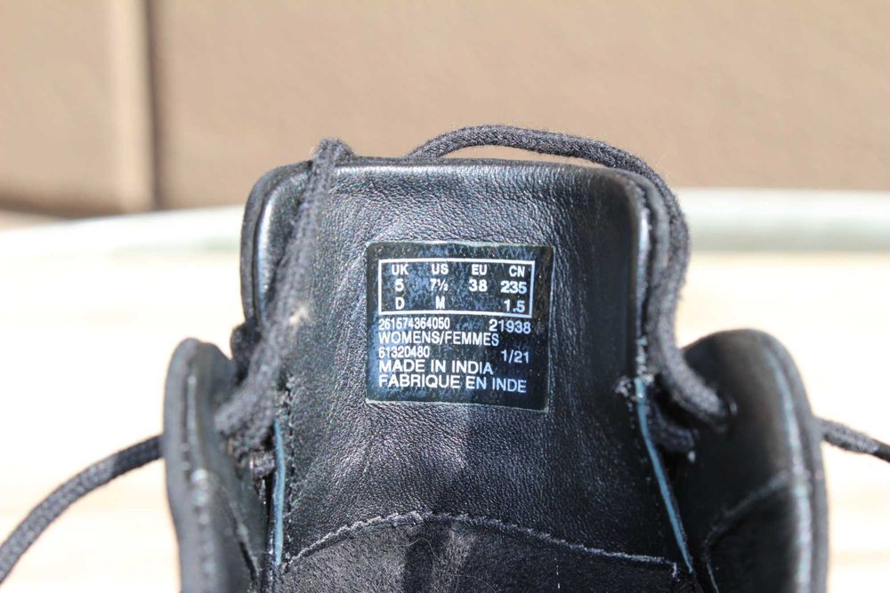 туфли — модель Clarks Baille Stitch