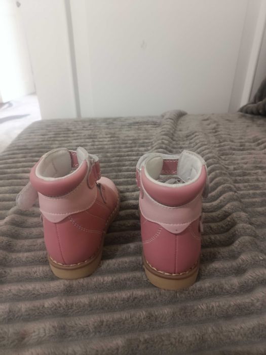 Дитячі ортопедичні туфельки для дівчинки,23 р