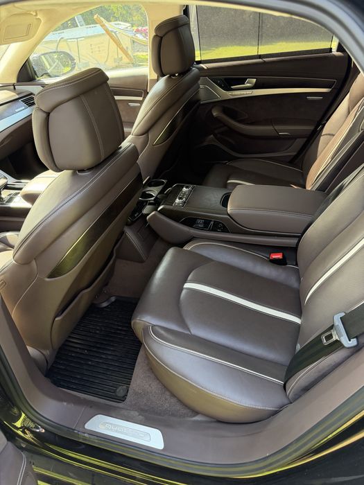 Audi a8d4 lift uszkodzony silnik.