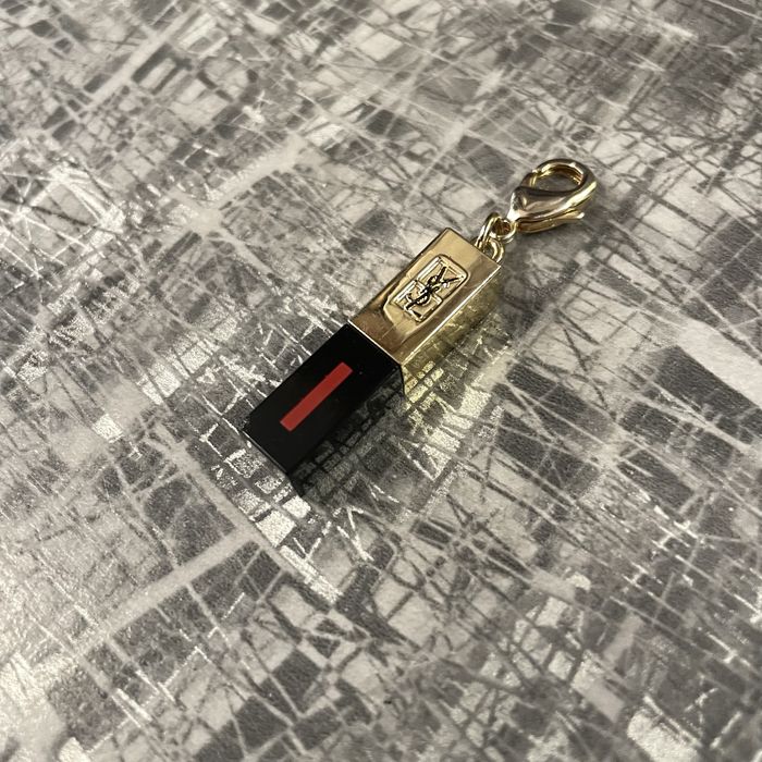 Брелок-підвіска (шарм) у вигляді помади з логотипом YSL
