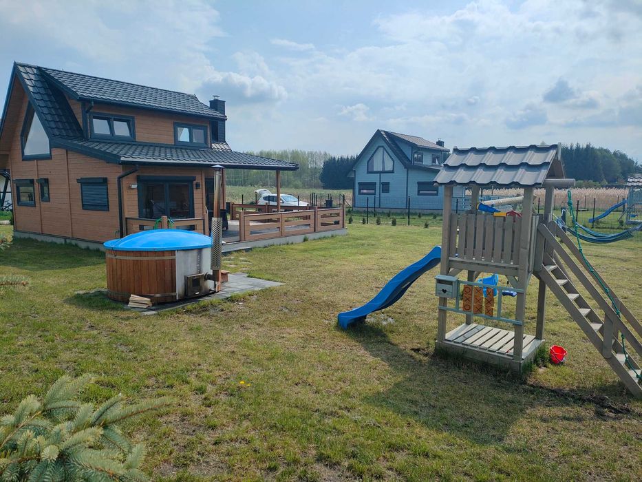 Domki nad jeziorem 8 osób na mazurach całoroczne