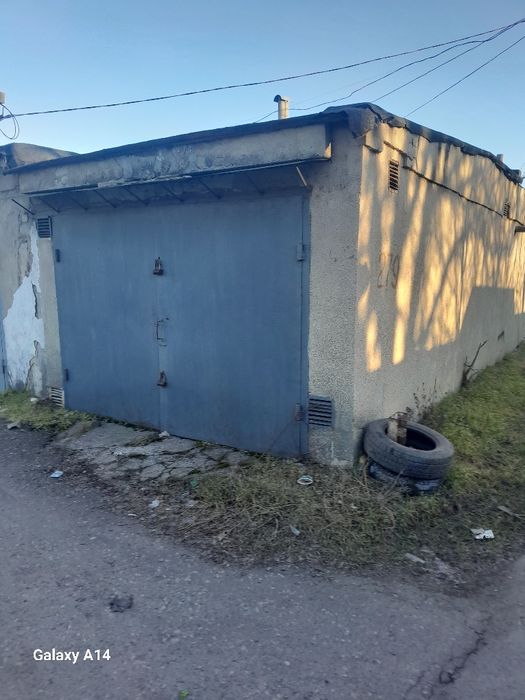 Продам гараж на  Инглези