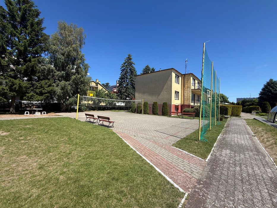 Jarosławiec kompleks turystyczny z basenem nad morzem