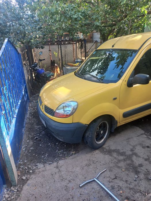 Рено кенго вхорошом состояние