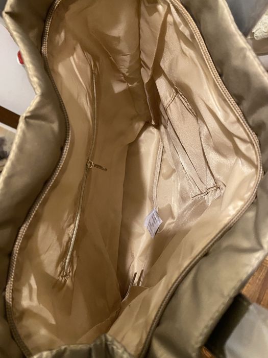 Mala dourada Anne Möller