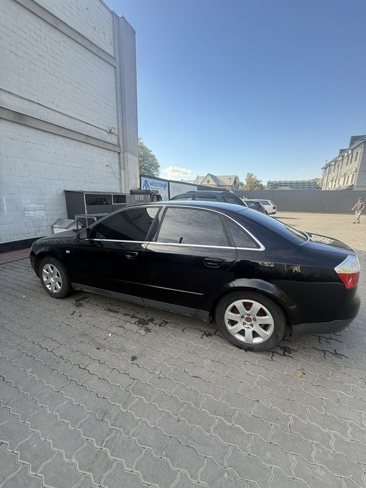 Audi A4 B6 1.6 бензин