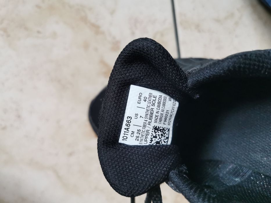 Buty Asics rozmiar 40