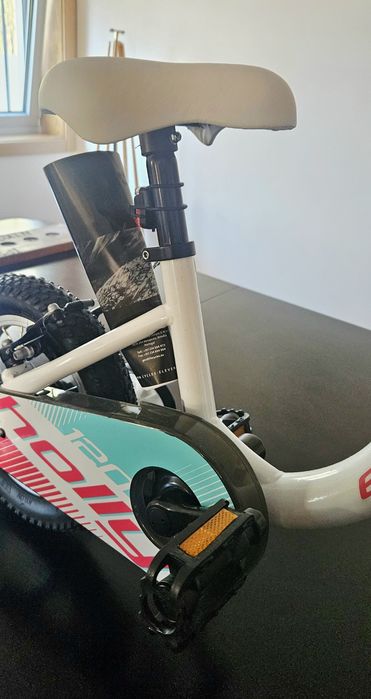 Bicicleta de criança NOVA