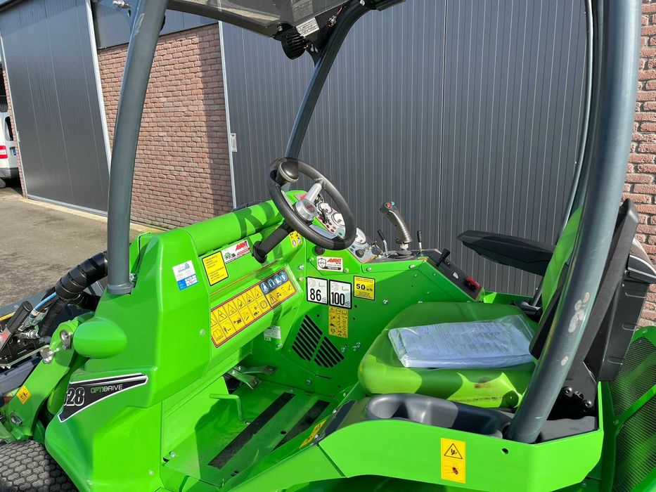 Avant 528 z 2023 roku 252 mtg. Bardzo zadbana ! Pełna dokumentacja.