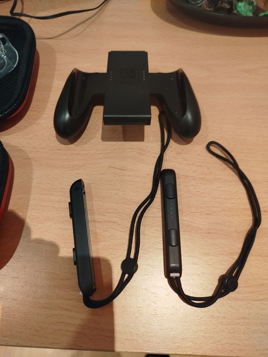 Nintendo switch NOVA (GARANTIA FNAC)
Comprada em Novembro na fnac ,uti