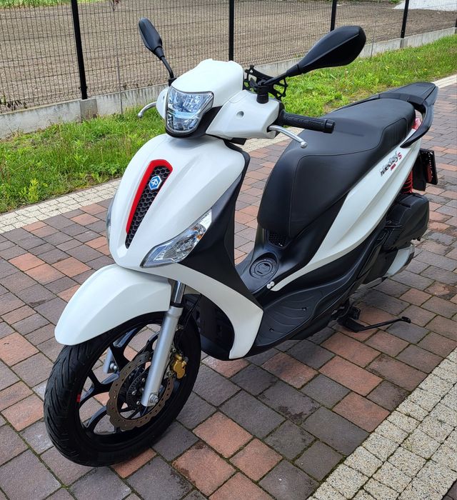 Skuter Piaggio Medley 2022r super stan. Forza