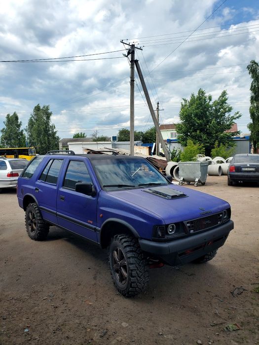 Продам Опель Фронтера 2.3 дизель