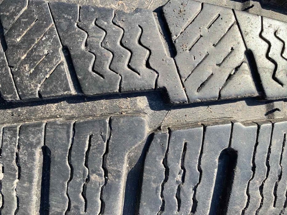 Шини 225/65 R16C пара Michelin зима, 6,4мм 225 65 16C